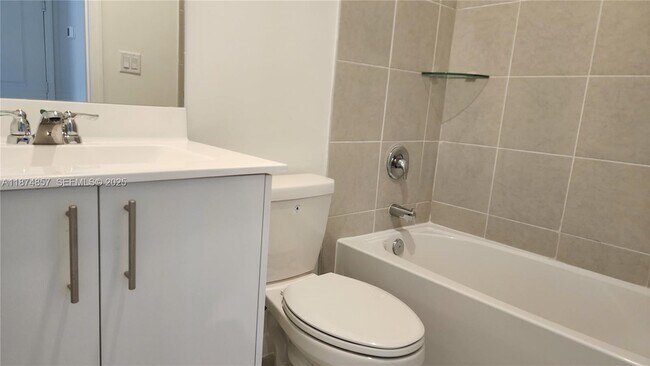 Building Photo - 2965 SE 23rd Ave