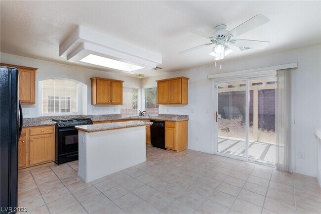 Building Photo - 7557 Spindrift Tide Ct