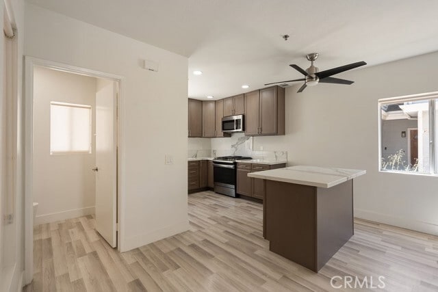 Building Photo - 260 Victoria St