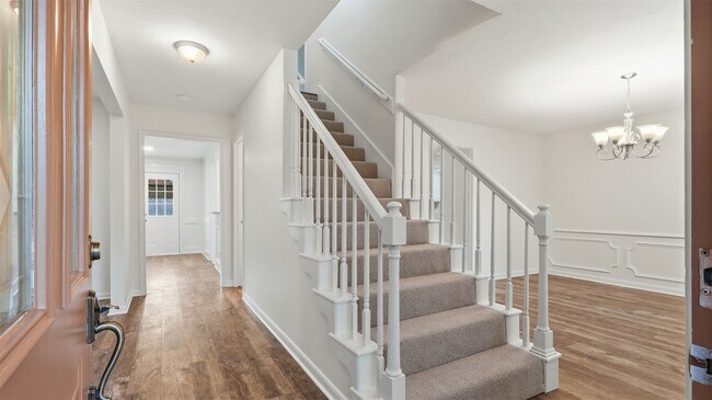 Building Photo - 2715 Wild Ridge Dr