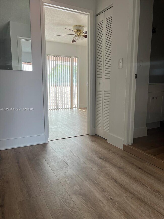 Building Photo - 2186 W 60th St