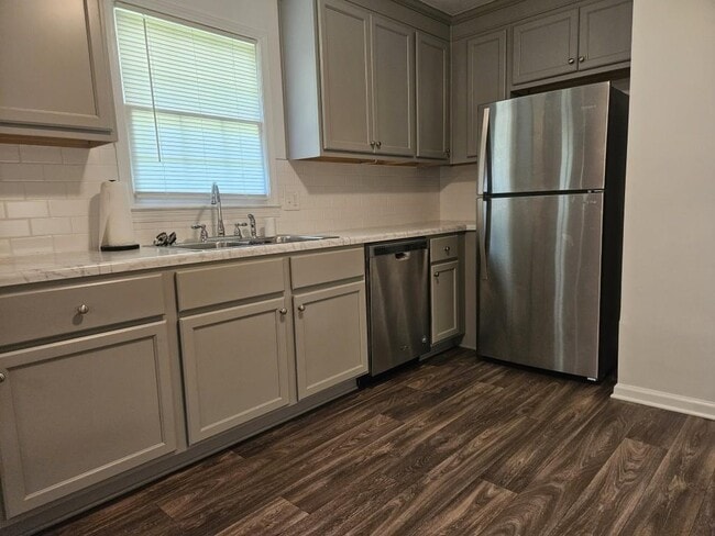 Building Photo - 2649 Tammi Ln
