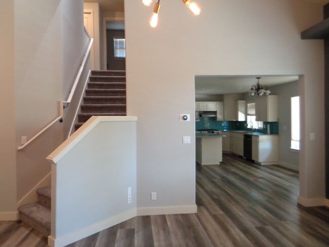 Building Photo - Must See 3 Bedroom Home with Fenced Yard!