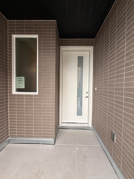 Front-door-vista-at-greyhound-park-4x2.5-5311-2-03-12-2026.jpg - The Vista at Greyhound Park