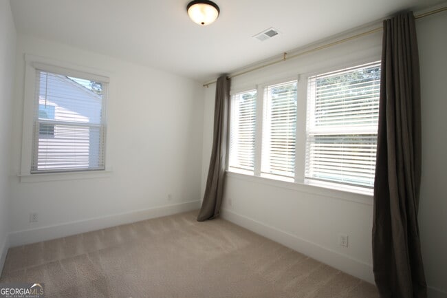 Building Photo - 1521 Layton Ln NW