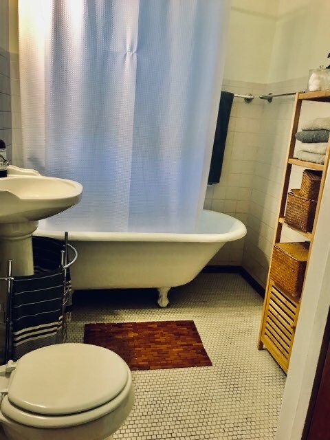 Bathroom - 2419 W Wilson Ave