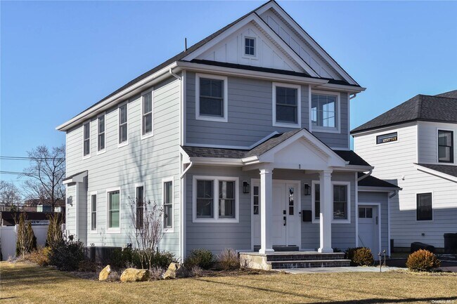 Building Photo - 1 Madison Pl