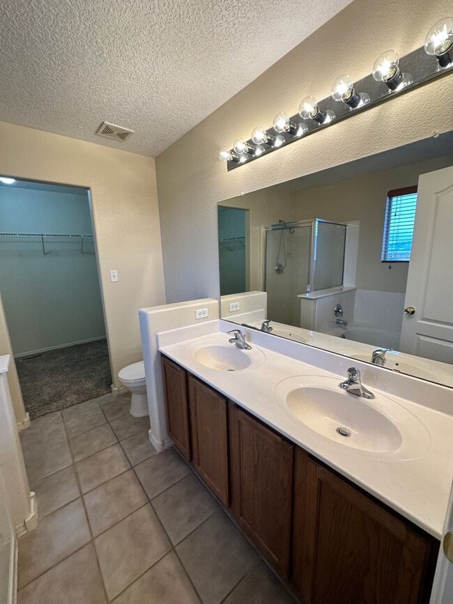 Building Photo - 760 Bear Grass Ct SW