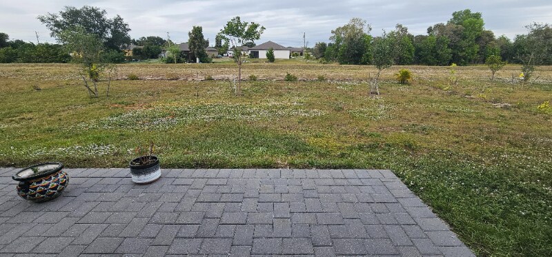 Building Photo - 839 Yellowbird Dr