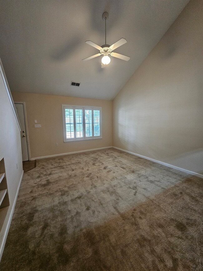 Building Photo - 2738 W Tharpe St