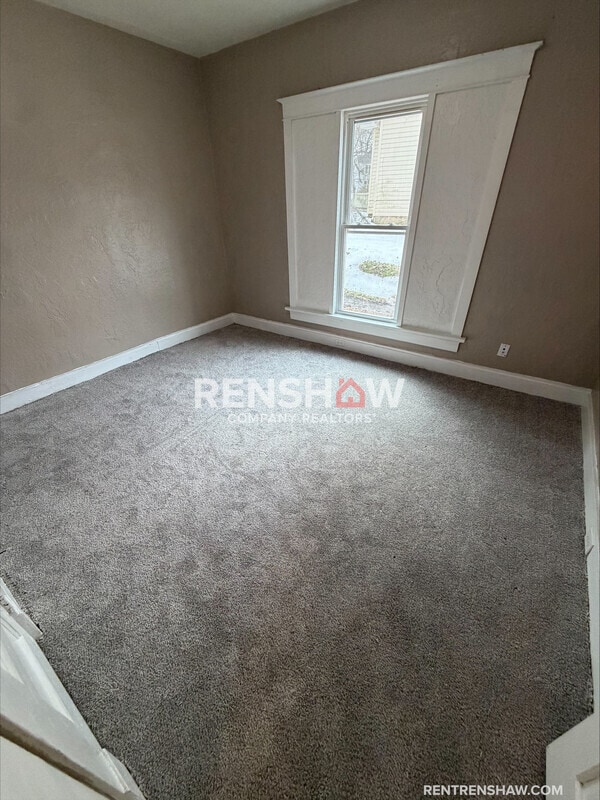 Building Photo - 112 Tomlin St