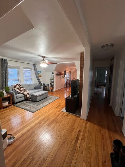 Building Photo - 17 Idlewild Park