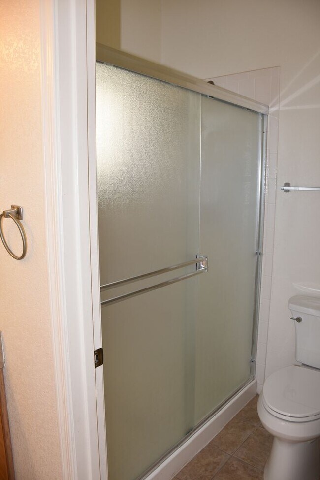 Building Photo - Fabulous Home Close to everything you'll Need in Sierra Vista, Az