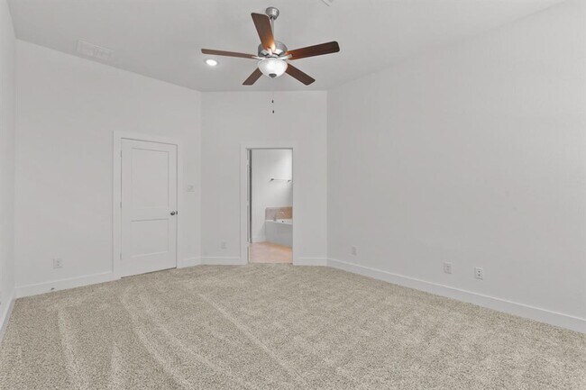 Building Photo - 21118 Garden Palm Dr