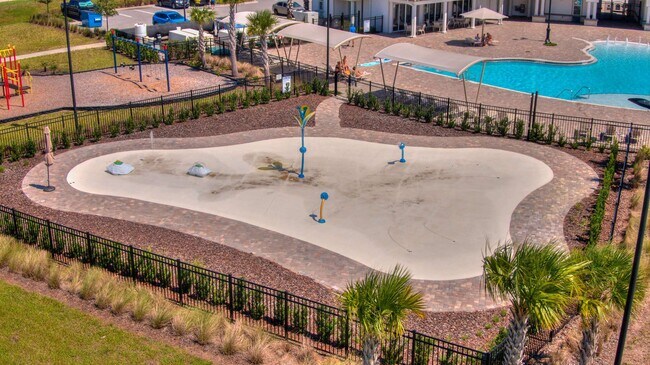 Building Photo - 130 Huesca Ct