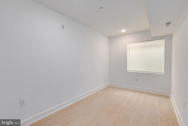 Building Photo - 4153 Mantua Ave