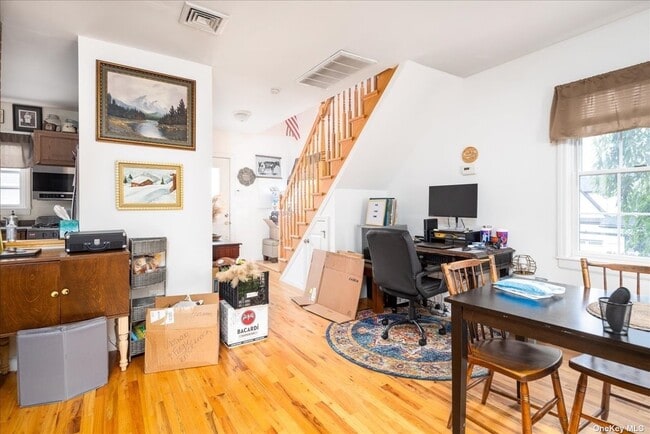 Building Photo - 130 Taft Ave