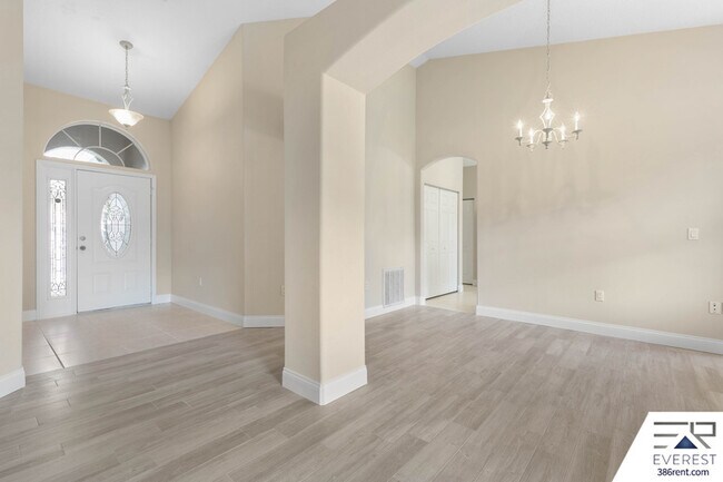 Building Photo - 34 Utrillo Pl