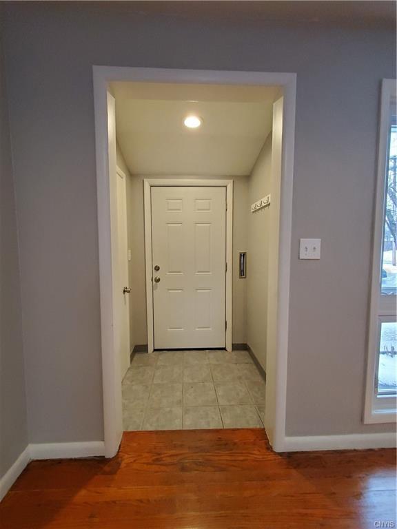 Building Photo - 1125 Salt Springs Rd