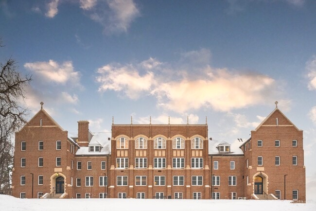 Primary Photo - Pancratia Hall Lofts