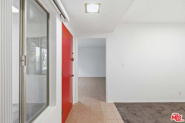 Building Photo - 1434 25th St