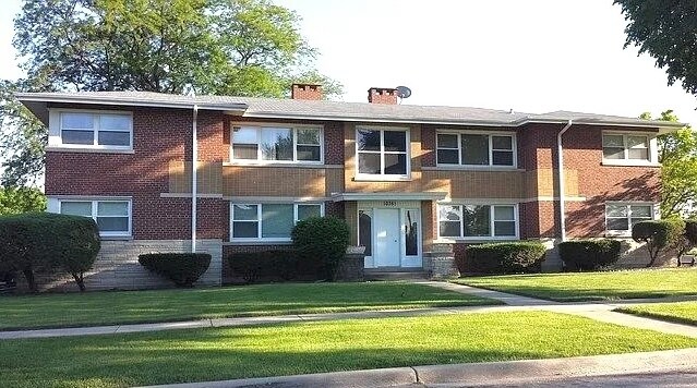 Building Photo - 10351 Cambridge St