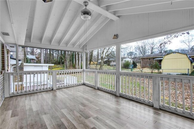 Building Photo - 3925 Chicamauga Dr