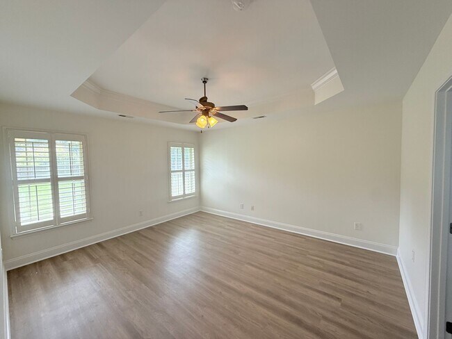 Building Photo - Stunning 3-Bedroom, 2-Bathroom Home in Mad...