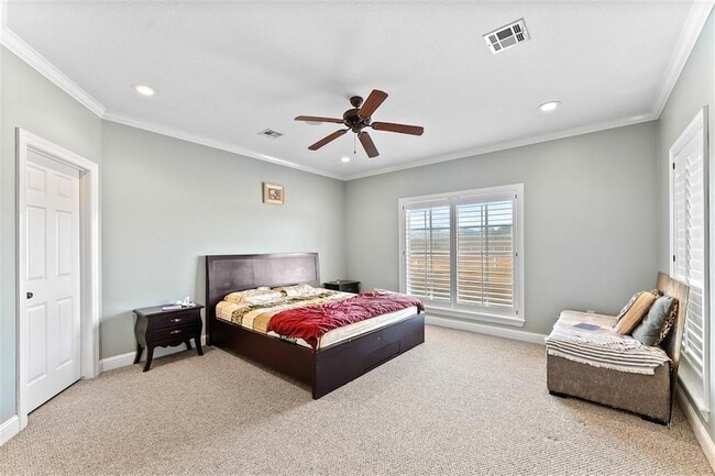 Building Photo - 4140 Primrose Dr