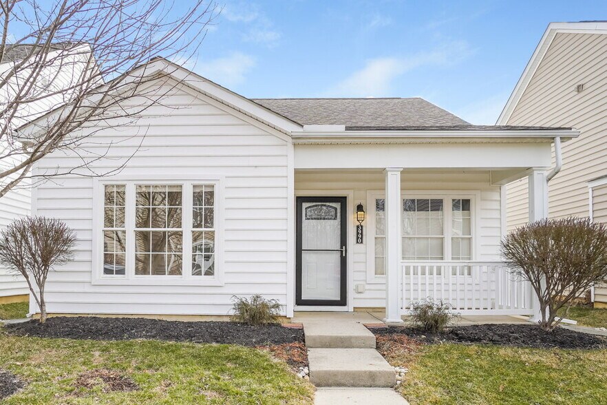 Primary Photo - 3990 Summerstone Dr