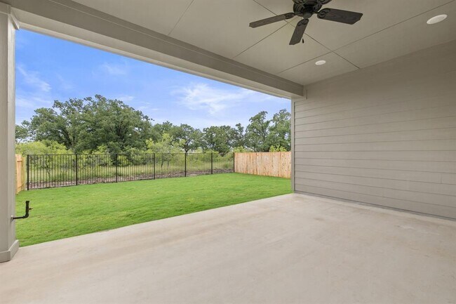 Building Photo - 144 Alicante Ln