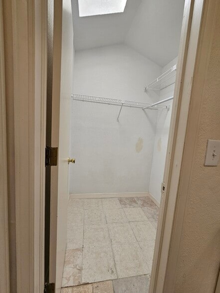 Master walk in closet - 11646 Scott Simpson Dr