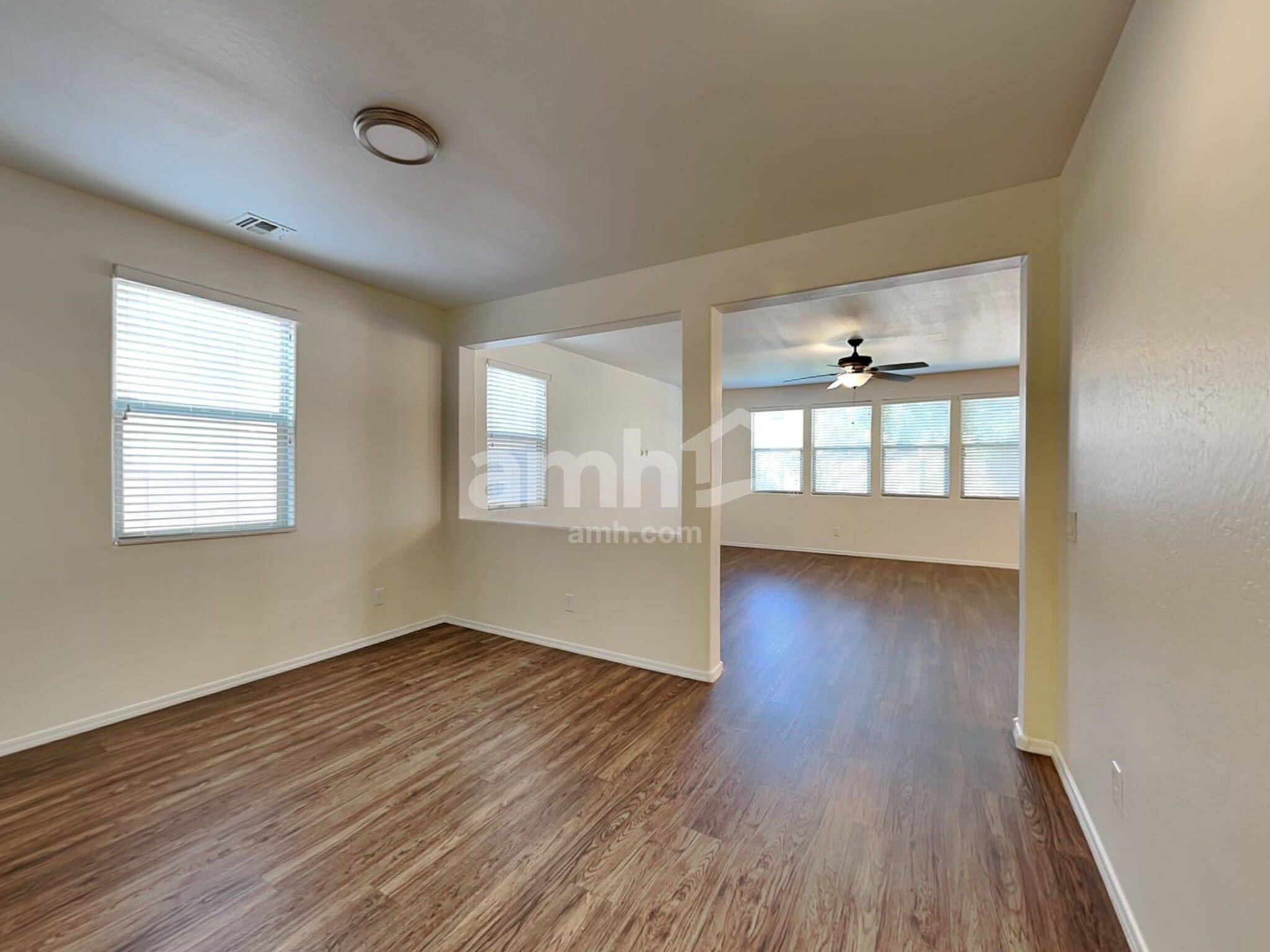 Building Photo - 12119 W Range Mule Dr