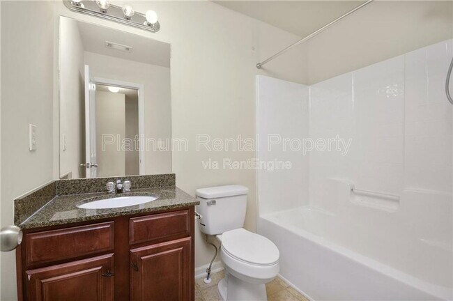 Building Photo - 2886 Ridgeview Dr