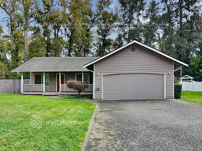 Building Photo - 6811 62nd Dr NE