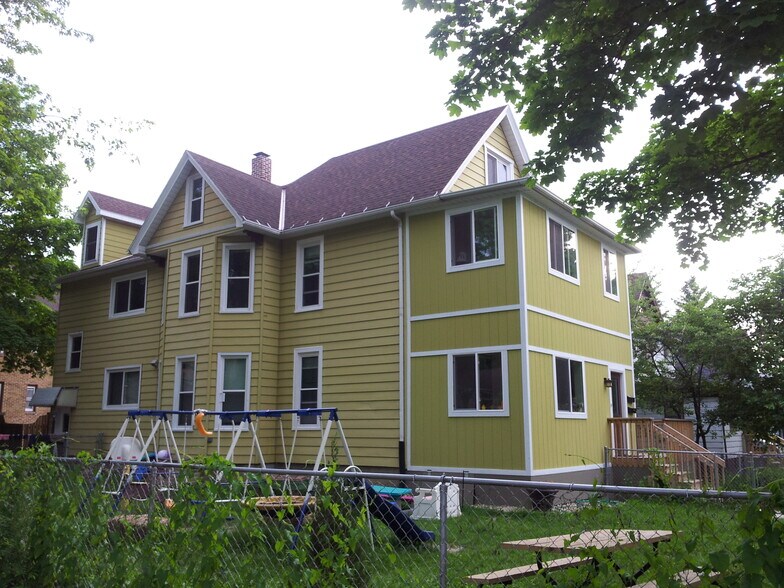 Building Photo - 1205 Chandler St