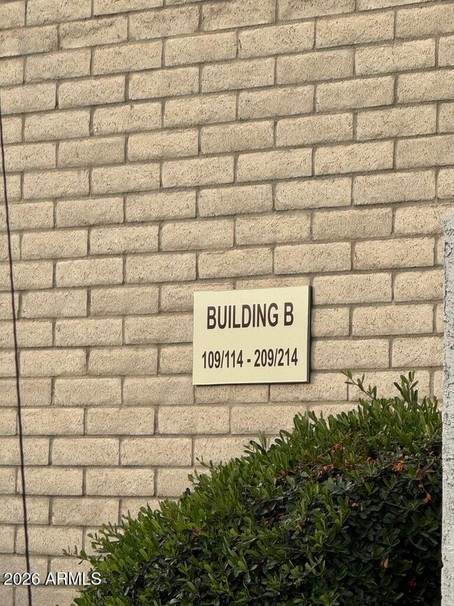 Building Photo - 16635 N Cave Creek Rd