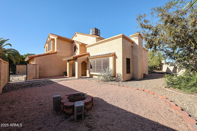 Building Photo - 5440 W Beryl Ave