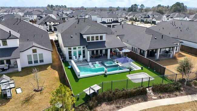 Building Photo - 1815 Longcroft Ln