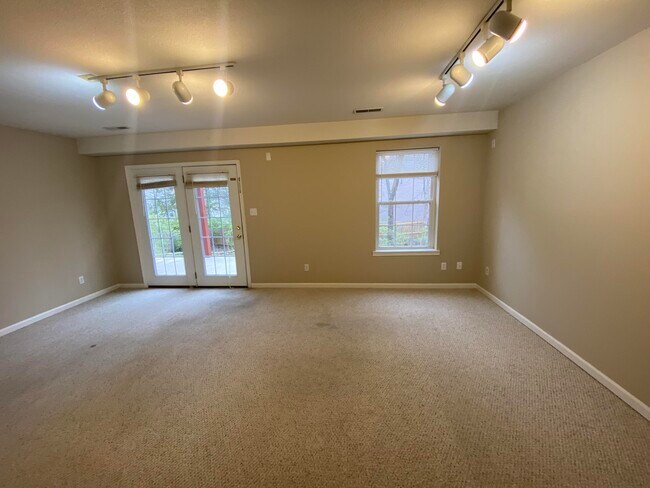 Building Photo - 5389 E Trikalla Dr