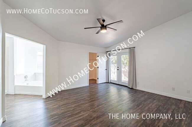 Building Photo - 2581 W Camino De La Joya