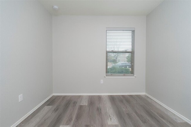 Building Photo - 11221 Kirkland Hill Path