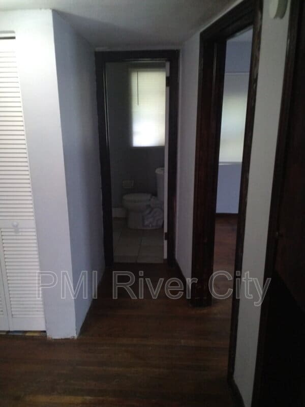 Building Photo - 5223 Polan Ln