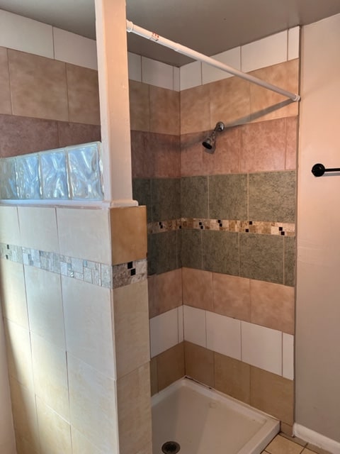 Building Photo - 1018 Chicago Blvd