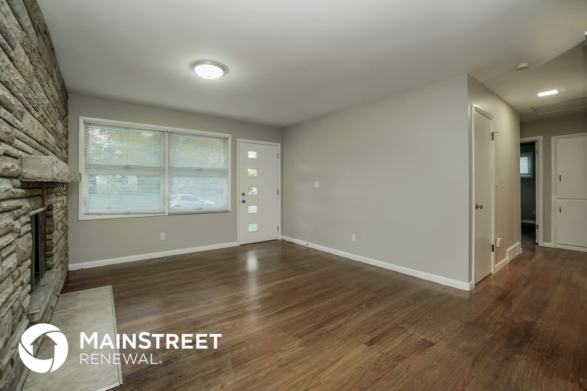 Building Photo - 414 E Clearview Ave