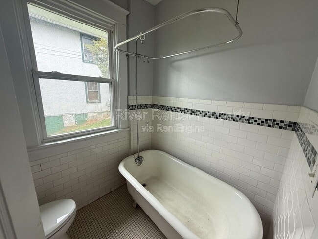 Building Photo - 1710 15th St