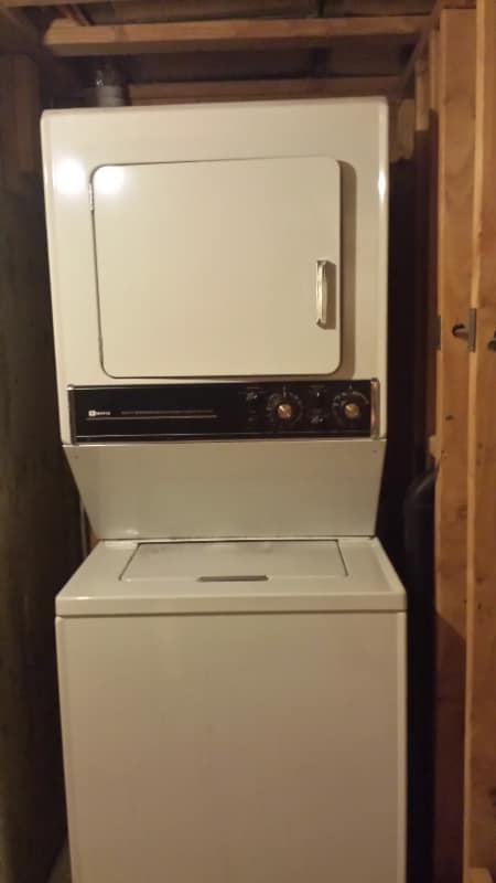 Building Photo - 2xxxx Windrow Dr