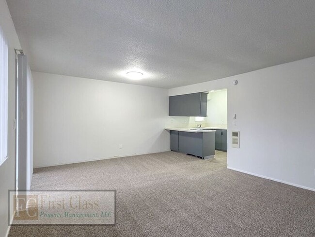 Building Photo - 12345 SW Hall Blvd