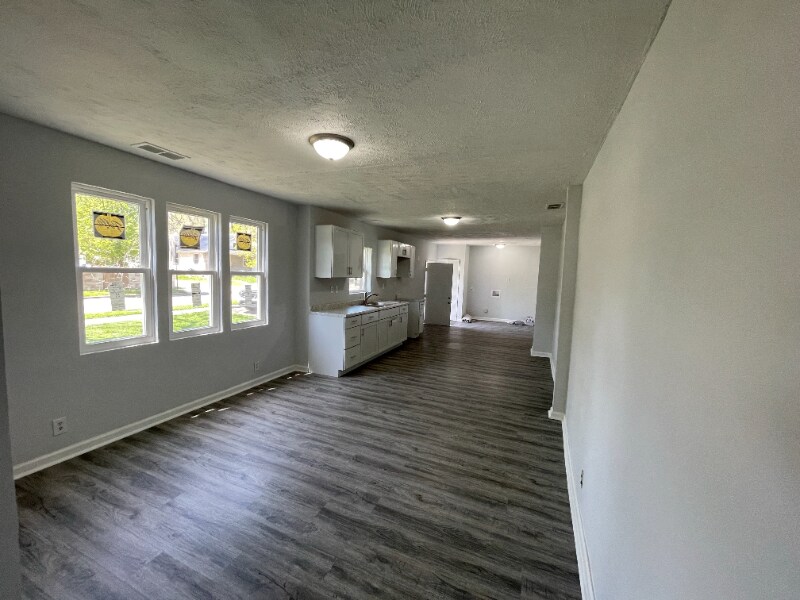 Building Photo - 4004 E Michigan St