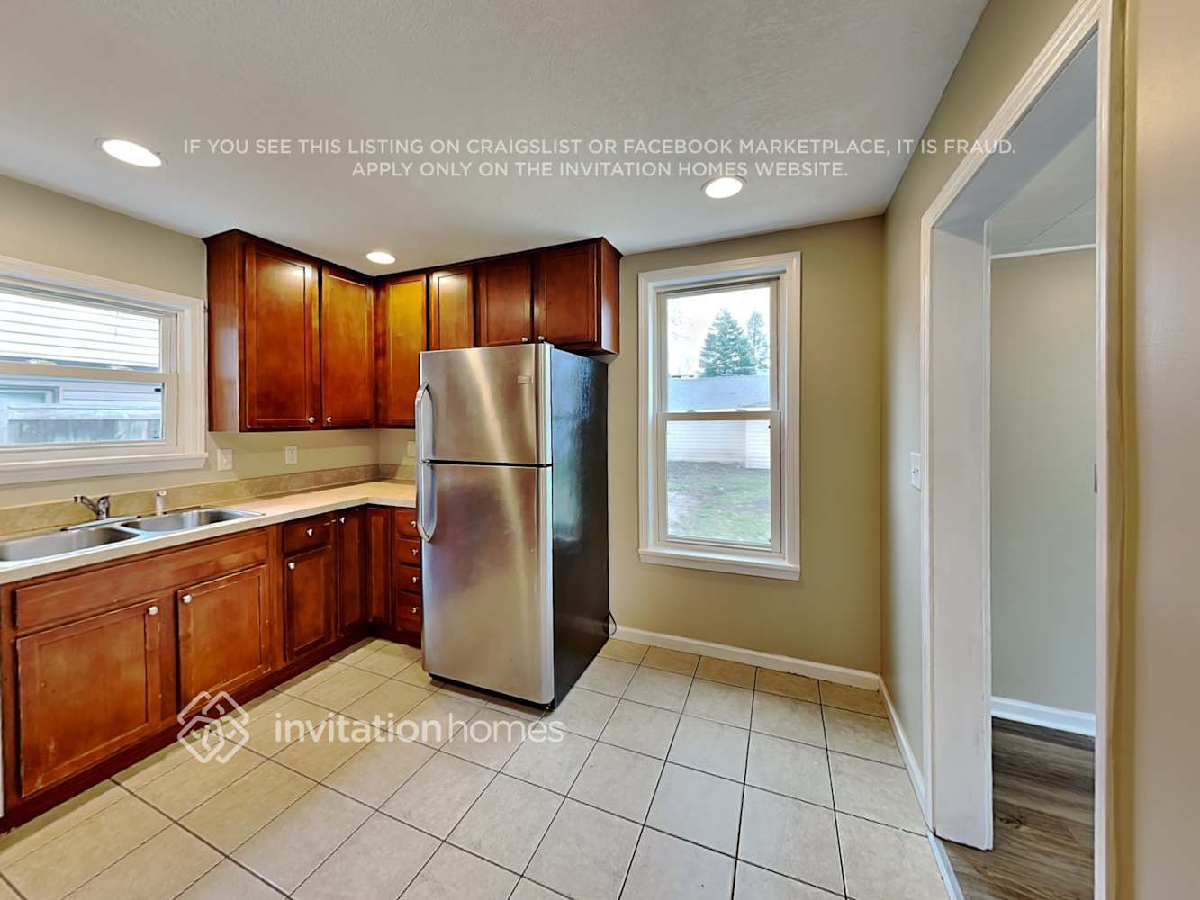 Building Photo - 4511 Snelling Ave